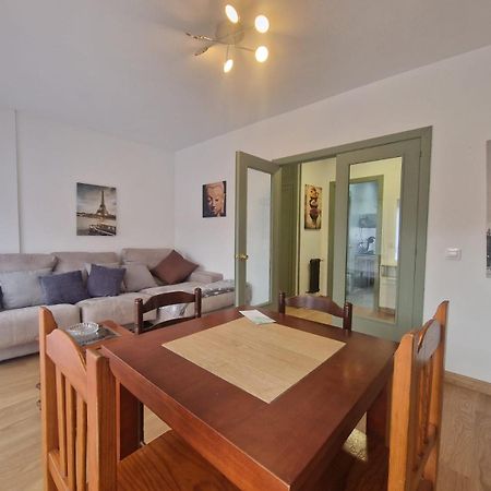 Apartamento Centrico Лянес Екстериор снимка